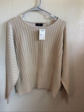 Tahari Ribbed Crewneck Sweater in Light Beige with Shimmer